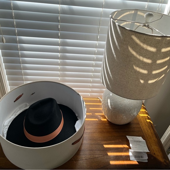 LAFAYETTE 148 New York | The Icon Fur Felt Fedora | Quality Rabbit Fur - Picture 3 of 10